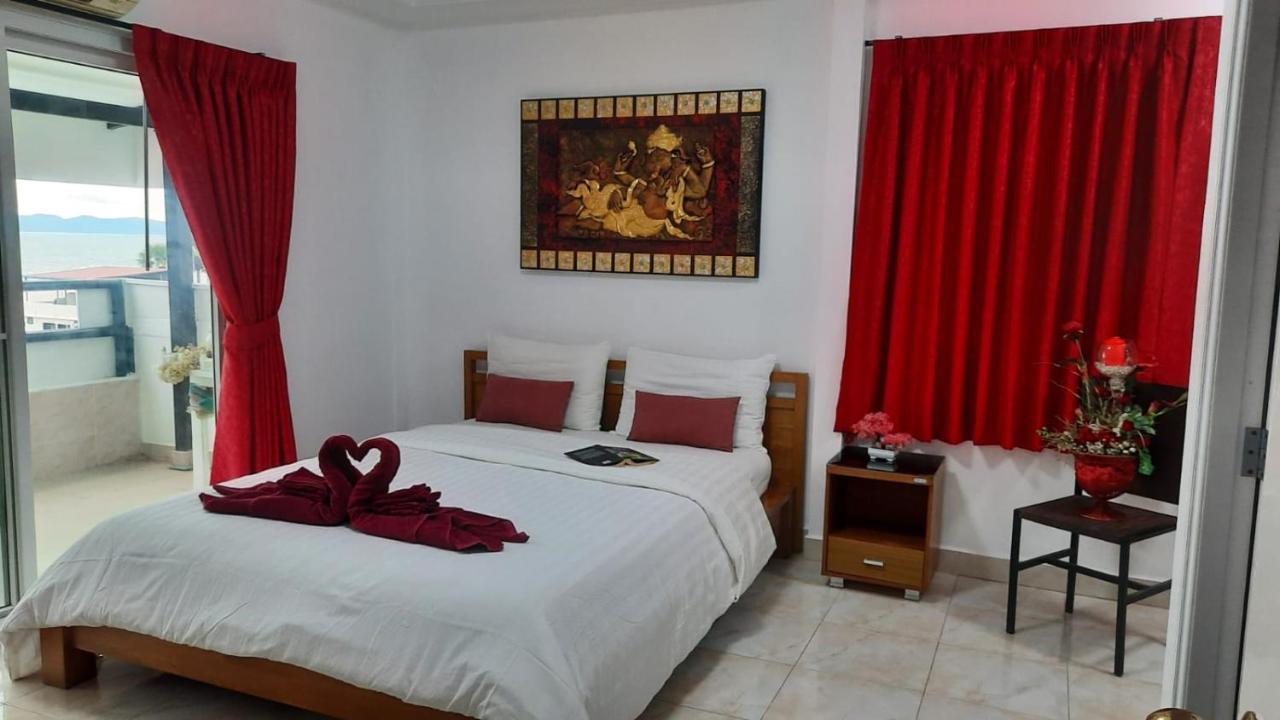 Happy Beach Jomtien Guesthouse エクステリア 写真