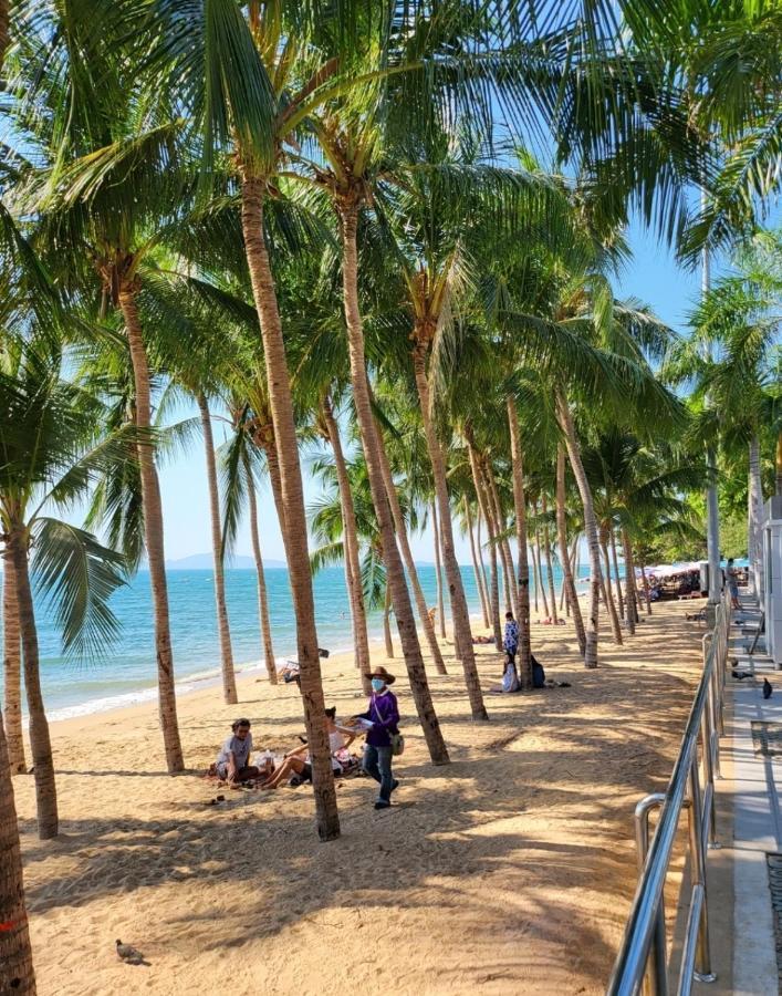 Happy Beach Jomtien Guesthouse エクステリア 写真