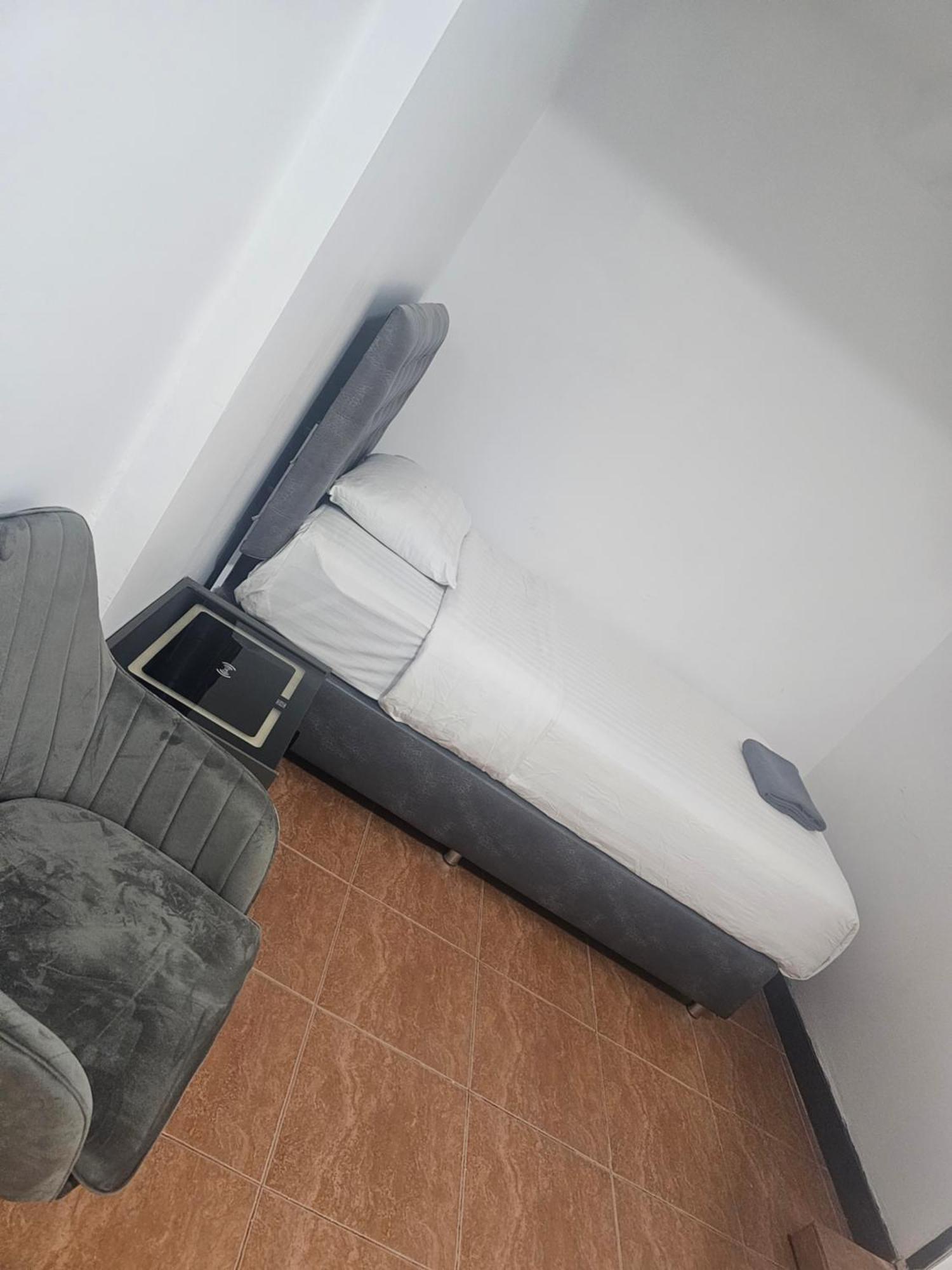 Happy Beach Jomtien Guesthouse エクステリア 写真