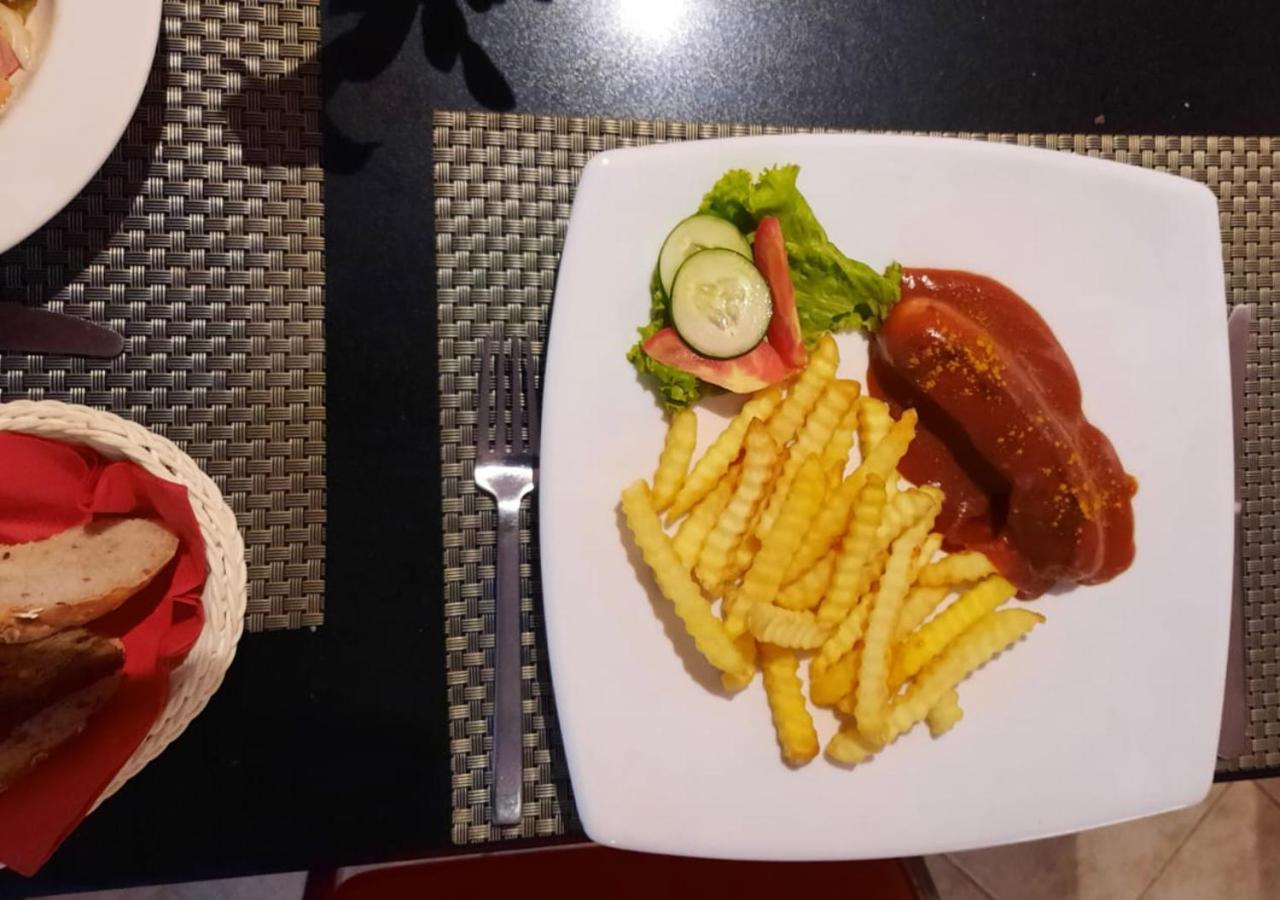 Happy Beach Jomtien Guesthouse エクステリア 写真